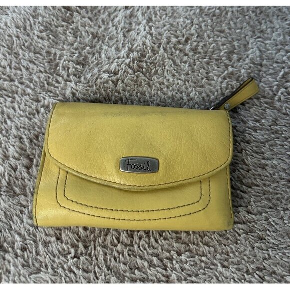 FOSSIL Women's Hanover Yellow Genuine Leather Wallet - Picture 2 of 13